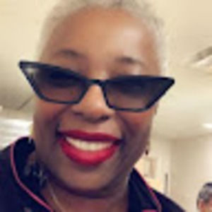 Meet your Posher, Joyce